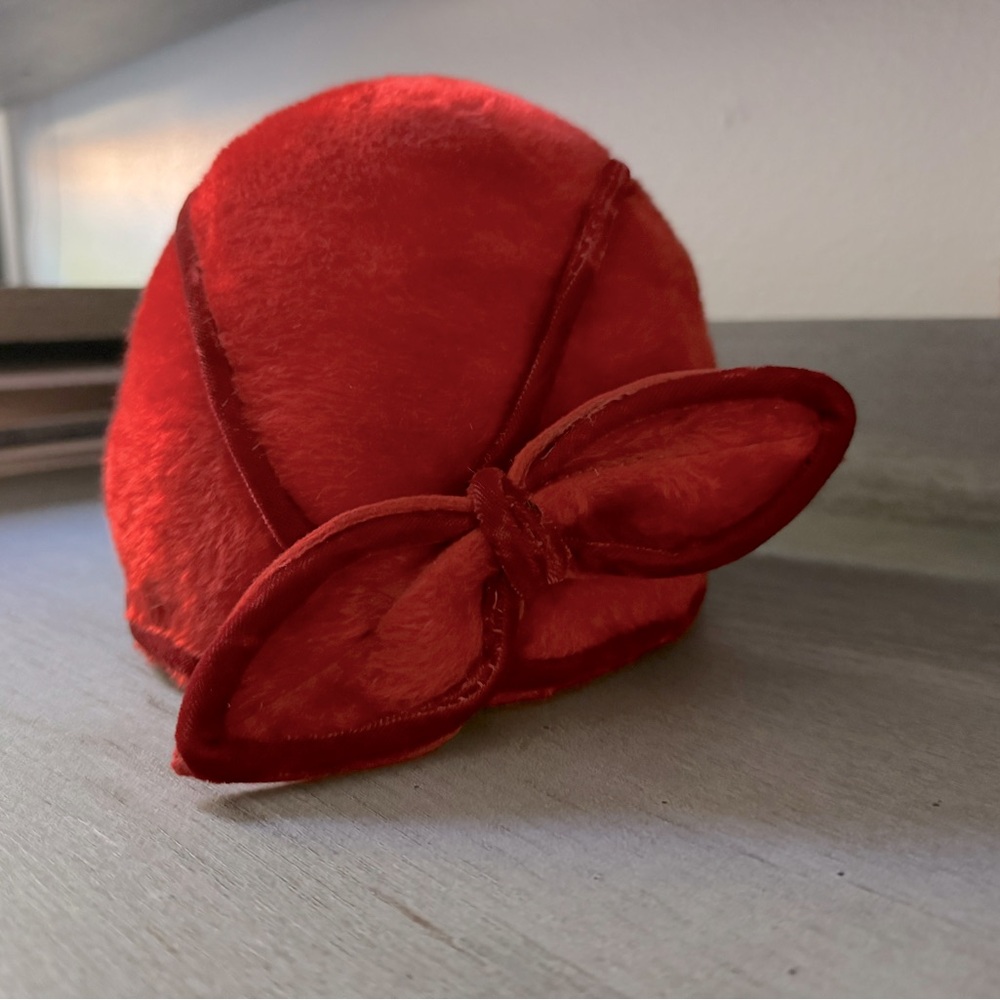 Vintage Brigadoon hat